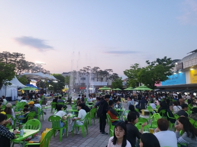 크기변환2023_밤마실_야시장_풍경.jpg